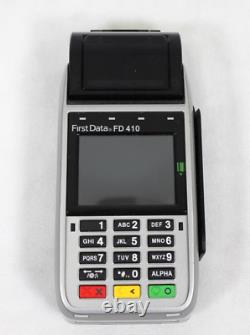 First Data Fd410 Xapt-103puw Terminal De Traitement Des Cartes De Crédit. Ouvrir La Boîte