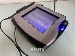 Machine de carte de crédit VERIFONE M090-107-01-RB, câble multi-port MX, stylo et alimentation