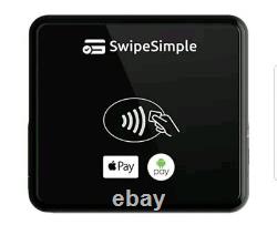 SwipeSimple B250 translates to 'SwipeSimple B250' in French as it is a brand name and product name that does not have a specific translation.